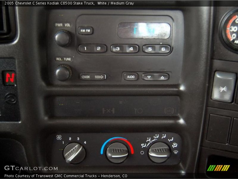 Controls of 2005 C Series Kodiak C8500 Stake Truck