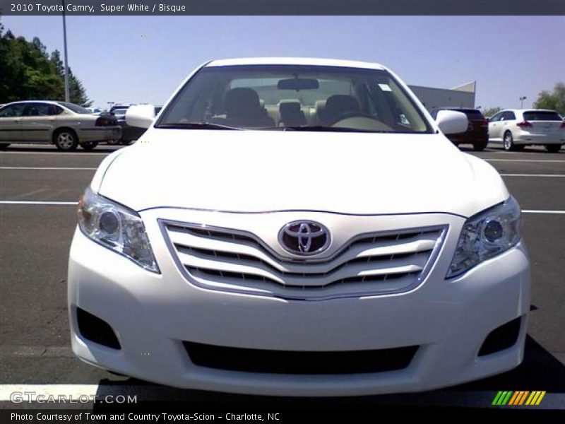 Super White / Bisque 2010 Toyota Camry