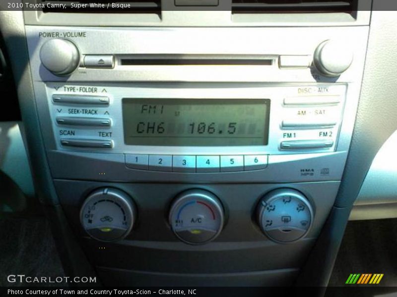 Super White / Bisque 2010 Toyota Camry