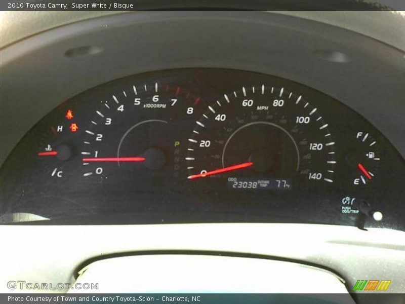 Super White / Bisque 2010 Toyota Camry