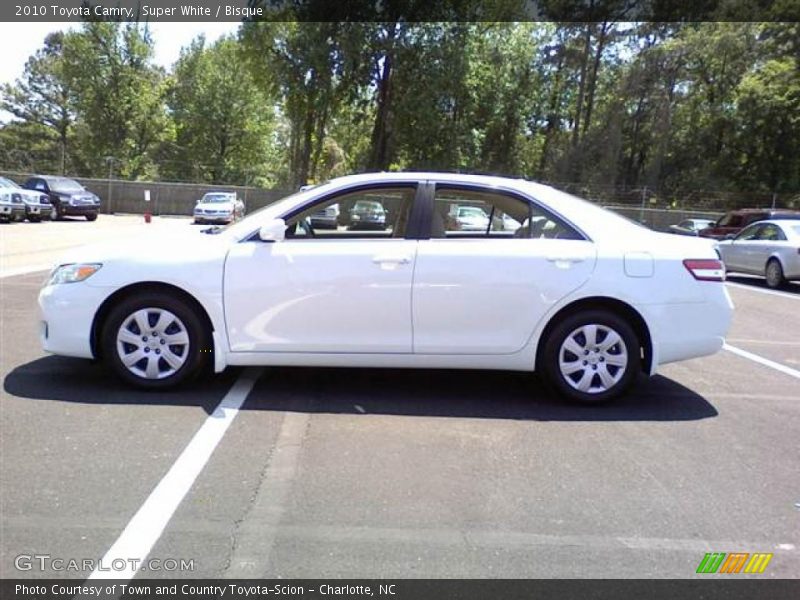 Super White / Bisque 2010 Toyota Camry
