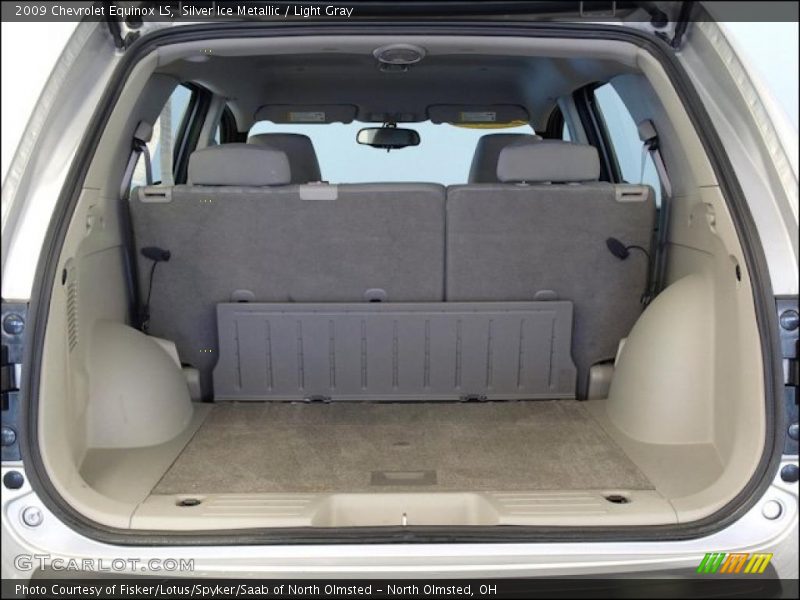  2009 Equinox LS Trunk
