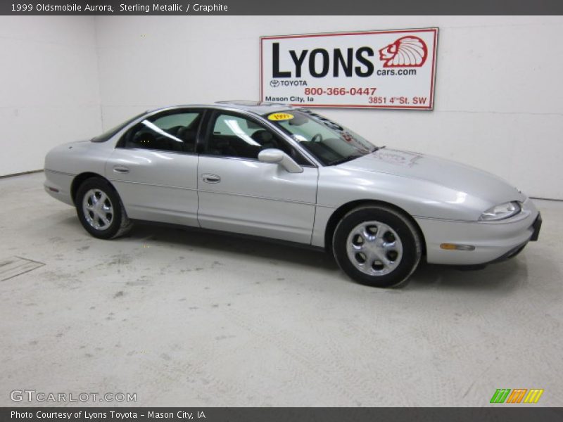 Sterling Metallic / Graphite 1999 Oldsmobile Aurora