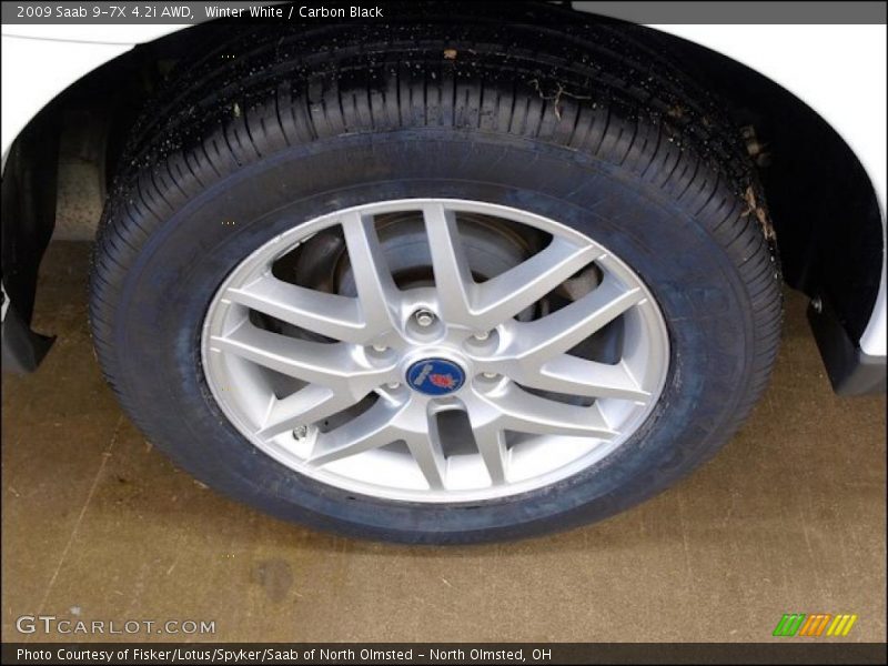 Winter White / Carbon Black 2009 Saab 9-7X 4.2i AWD