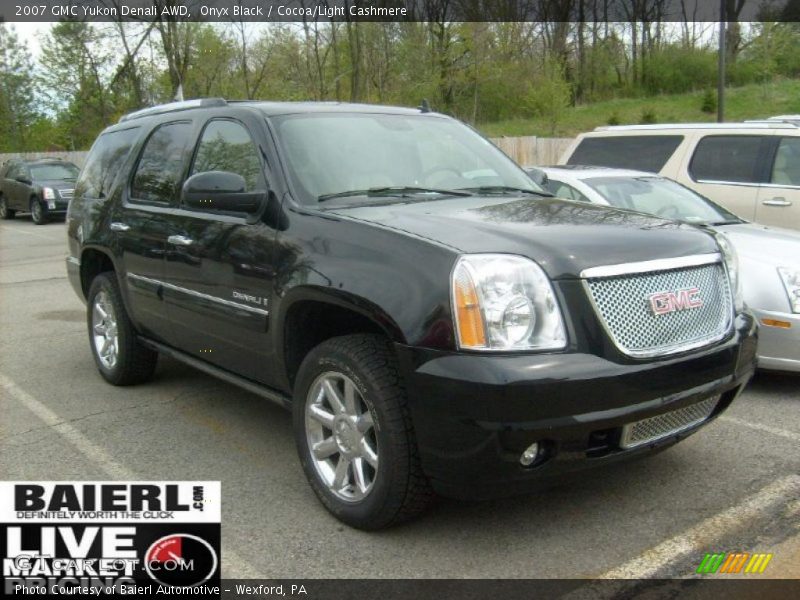 Onyx Black / Cocoa/Light Cashmere 2007 GMC Yukon Denali AWD