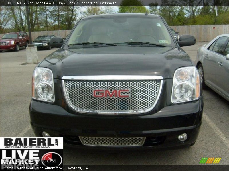 Onyx Black / Cocoa/Light Cashmere 2007 GMC Yukon Denali AWD
