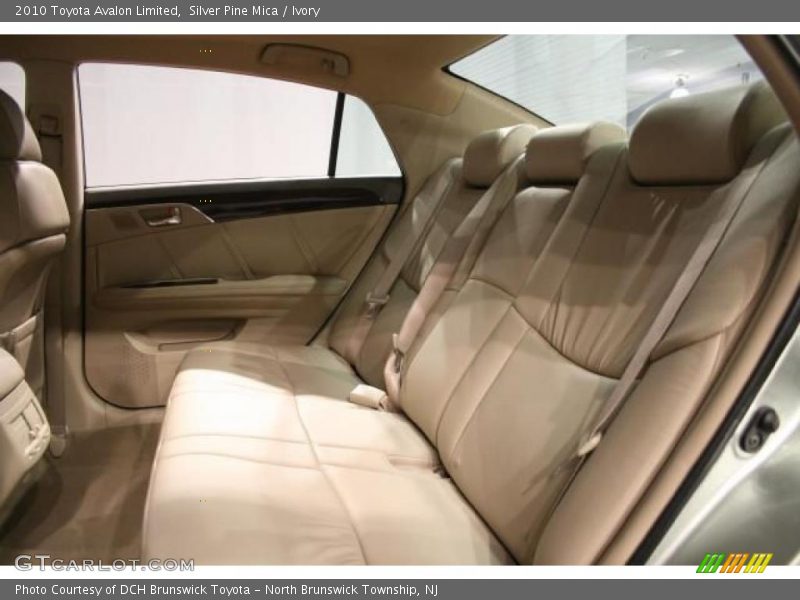 Silver Pine Mica / Ivory 2010 Toyota Avalon Limited