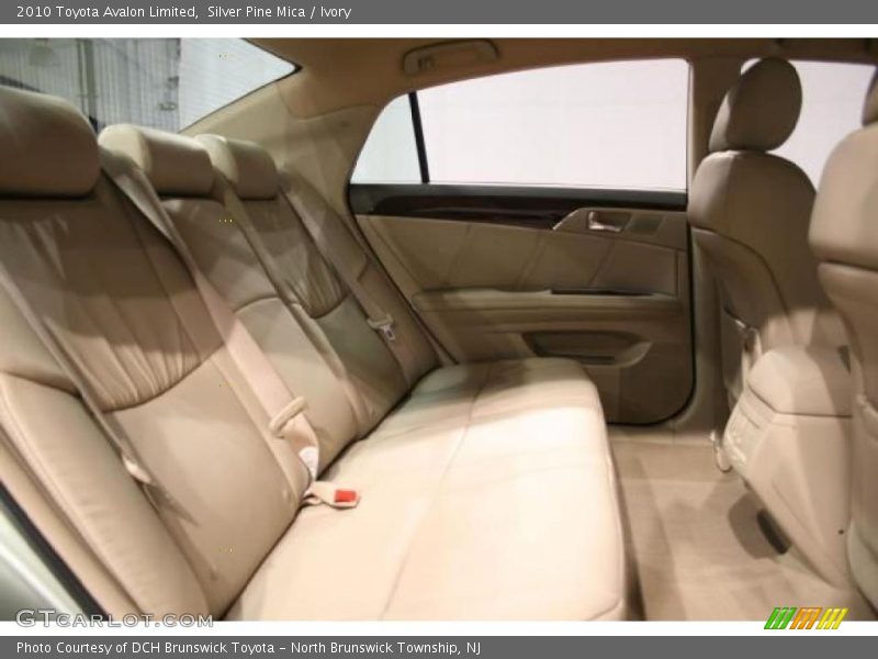 Silver Pine Mica / Ivory 2010 Toyota Avalon Limited