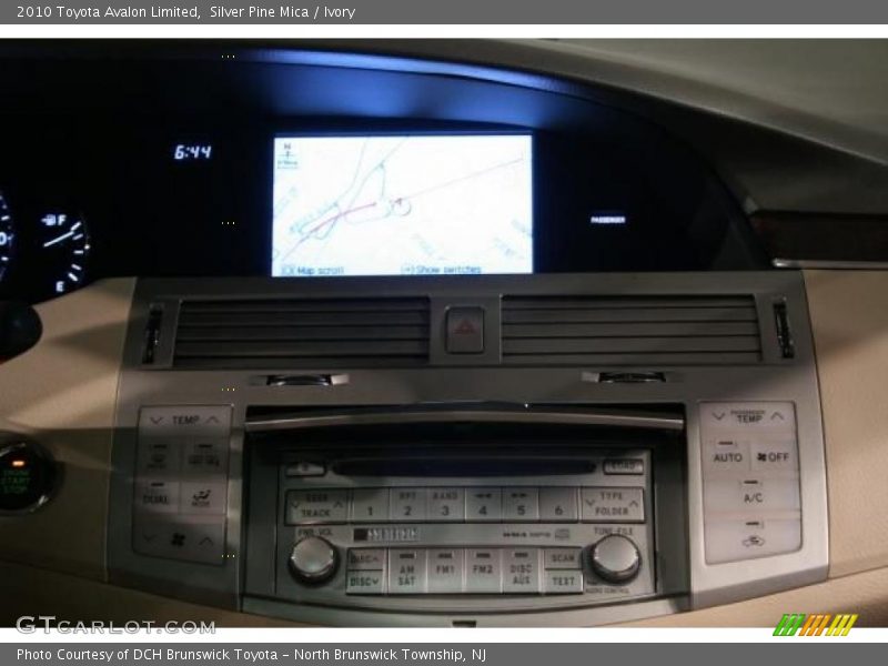 Silver Pine Mica / Ivory 2010 Toyota Avalon Limited
