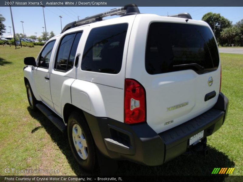 Avalanche White / Desert/Graphite 2007 Nissan Xterra S