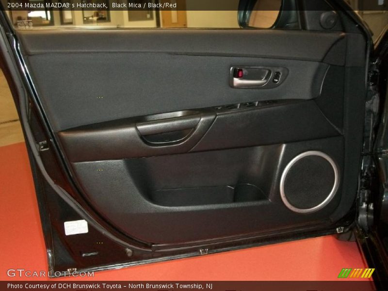 Black Mica / Black/Red 2004 Mazda MAZDA3 s Hatchback