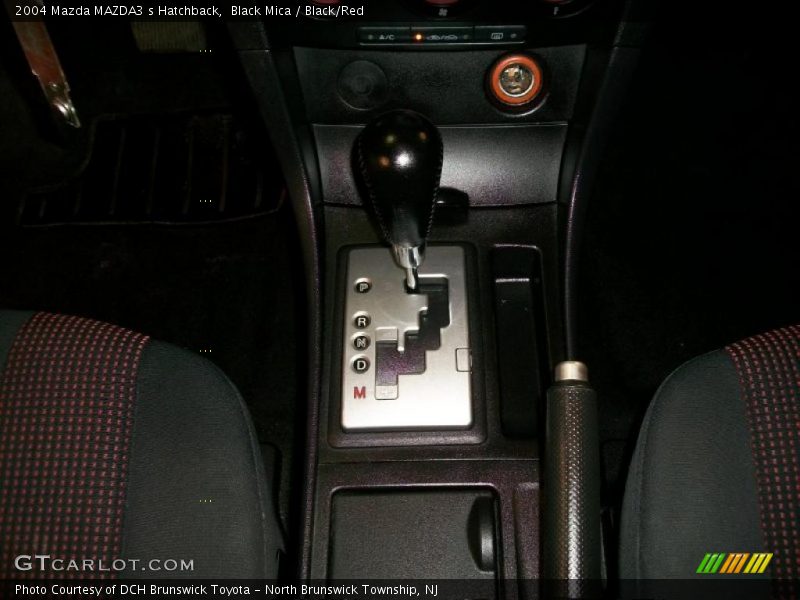 Black Mica / Black/Red 2004 Mazda MAZDA3 s Hatchback