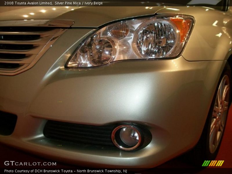 Silver Pine Mica / Ivory Beige 2008 Toyota Avalon Limited