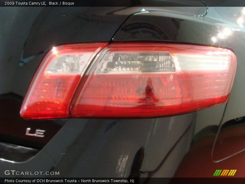 Black / Bisque 2009 Toyota Camry LE