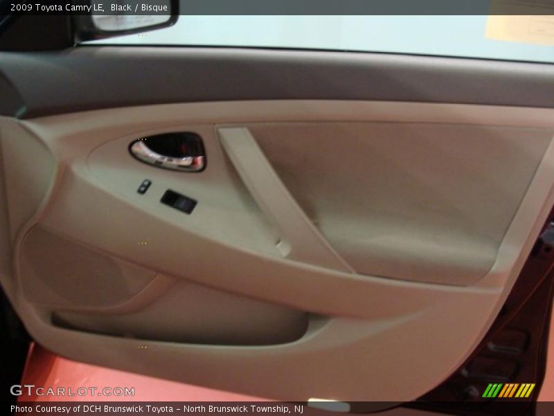 Black / Bisque 2009 Toyota Camry LE