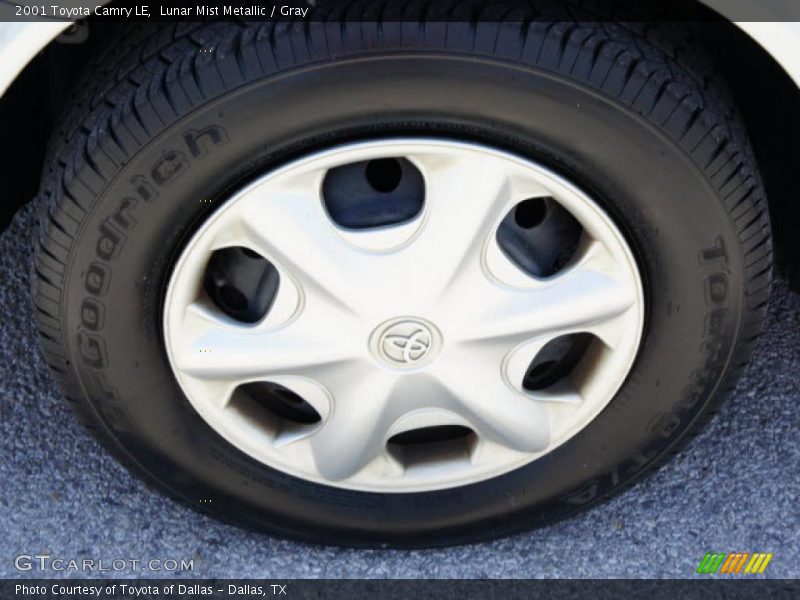 Lunar Mist Metallic / Gray 2001 Toyota Camry LE