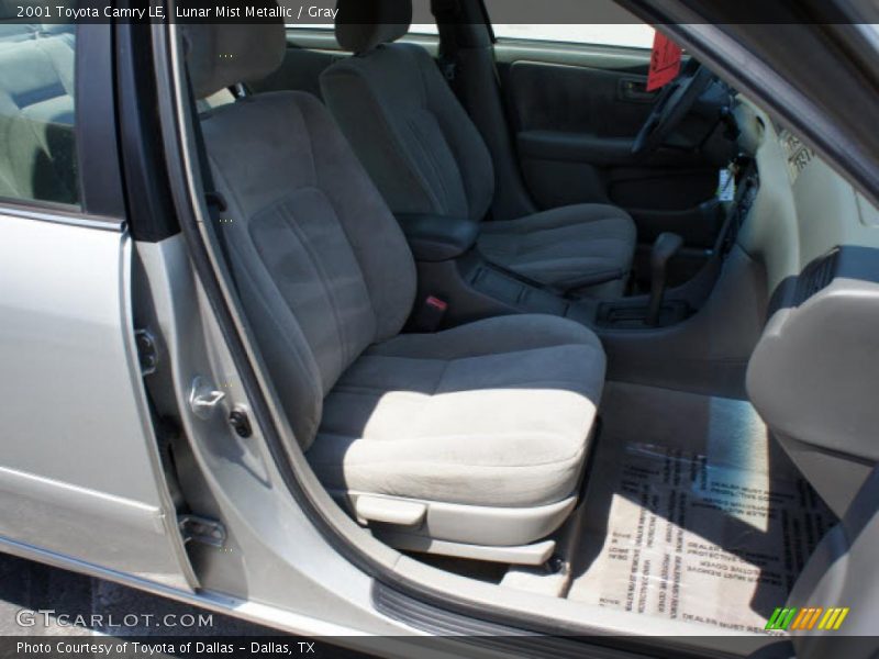 Lunar Mist Metallic / Gray 2001 Toyota Camry LE