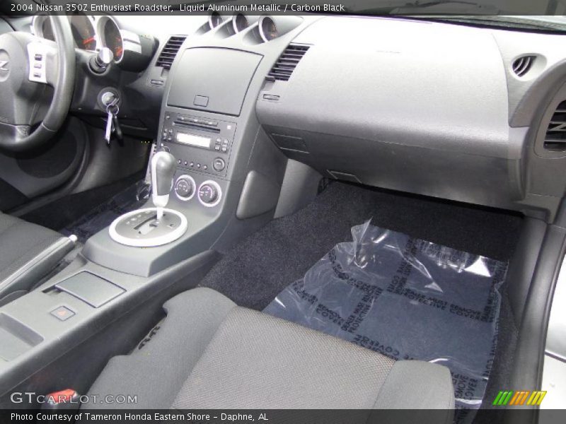 Liquid Aluminum Metallic / Carbon Black 2004 Nissan 350Z Enthusiast Roadster