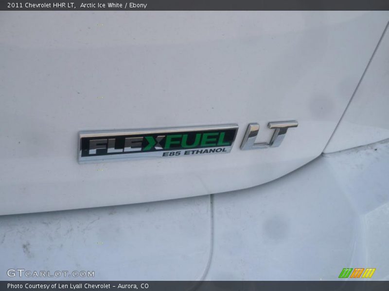 Arctic Ice White / Ebony 2011 Chevrolet HHR LT