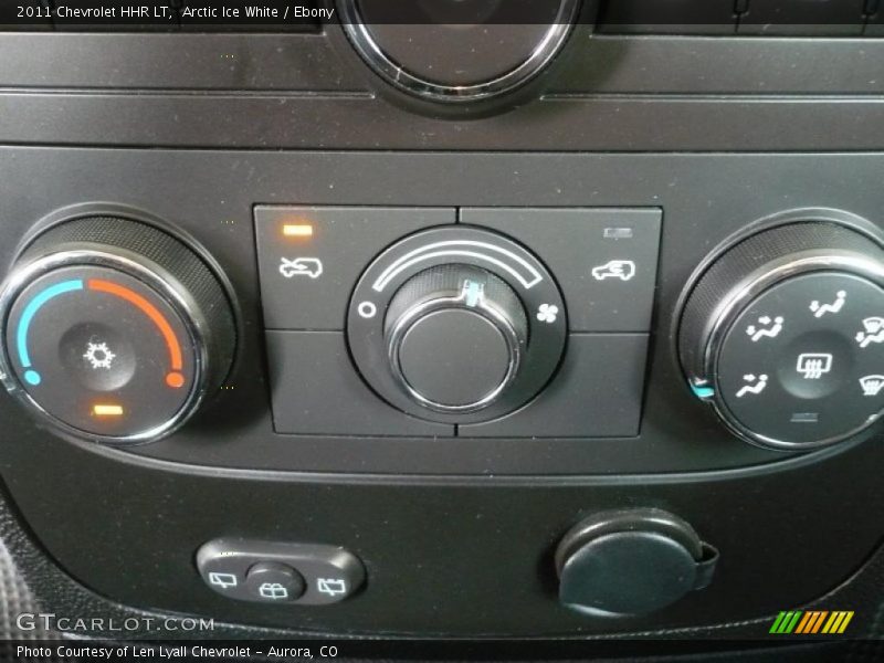Arctic Ice White / Ebony 2011 Chevrolet HHR LT