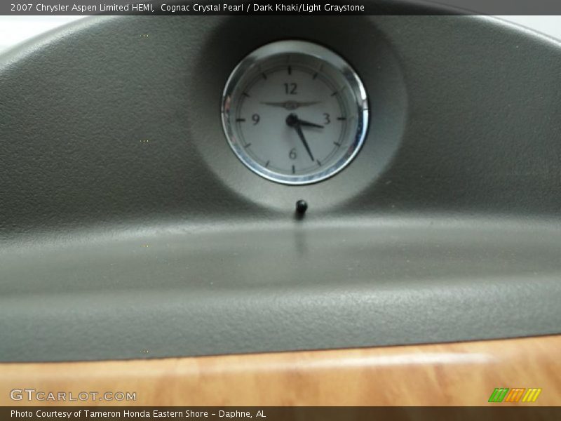 Cognac Crystal Pearl / Dark Khaki/Light Graystone 2007 Chrysler Aspen Limited HEMI
