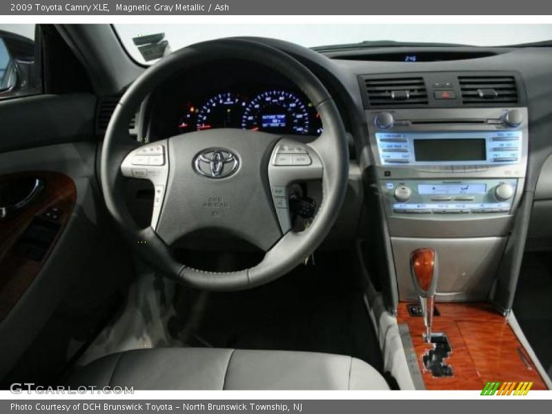 Magnetic Gray Metallic / Ash 2009 Toyota Camry XLE