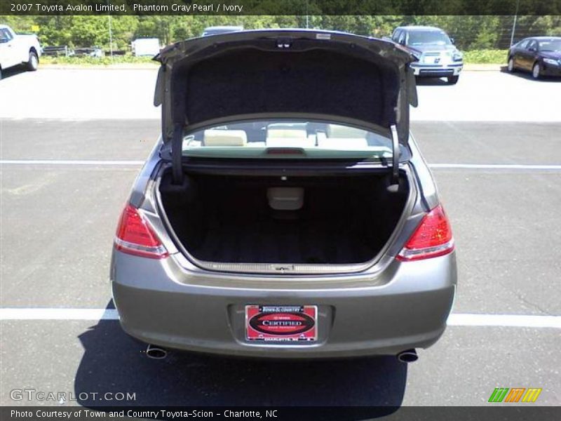 Phantom Gray Pearl / Ivory 2007 Toyota Avalon Limited
