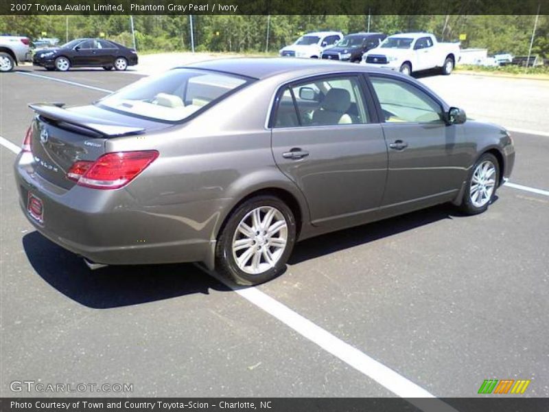 Phantom Gray Pearl / Ivory 2007 Toyota Avalon Limited