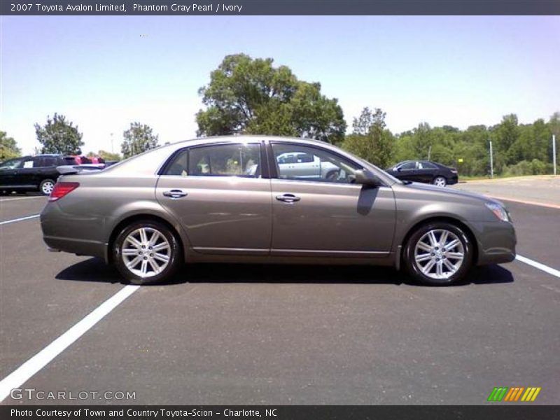 Phantom Gray Pearl / Ivory 2007 Toyota Avalon Limited