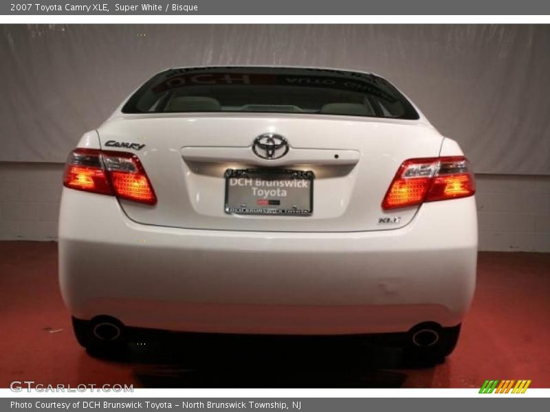 Super White / Bisque 2007 Toyota Camry XLE