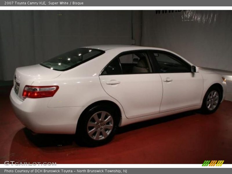Super White / Bisque 2007 Toyota Camry XLE