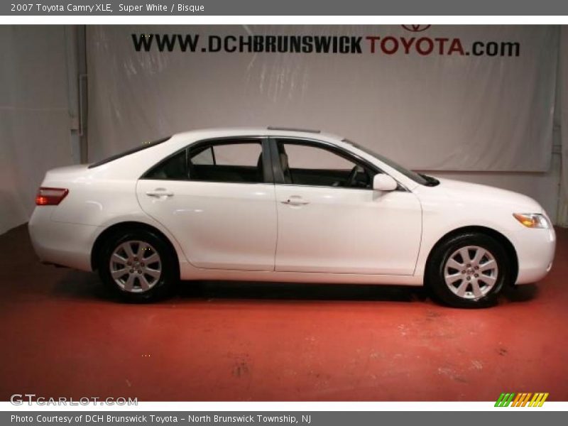 Super White / Bisque 2007 Toyota Camry XLE