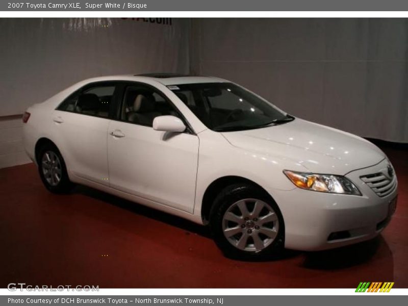 Super White / Bisque 2007 Toyota Camry XLE