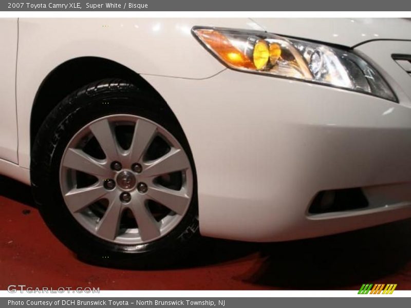 Super White / Bisque 2007 Toyota Camry XLE