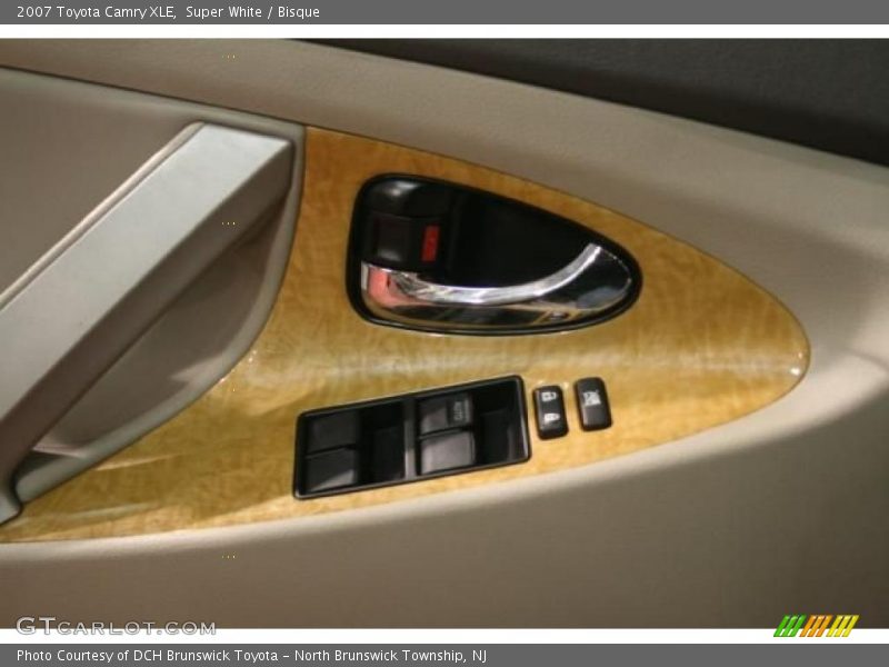 Super White / Bisque 2007 Toyota Camry XLE