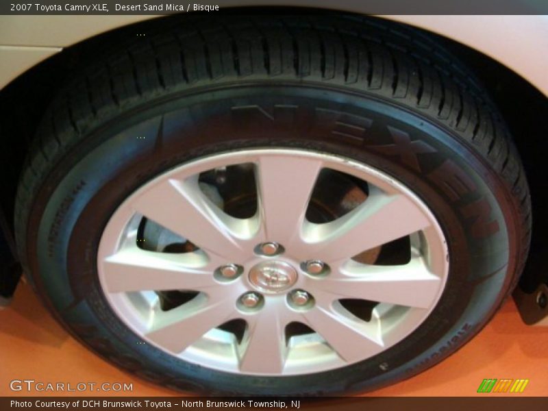 Desert Sand Mica / Bisque 2007 Toyota Camry XLE