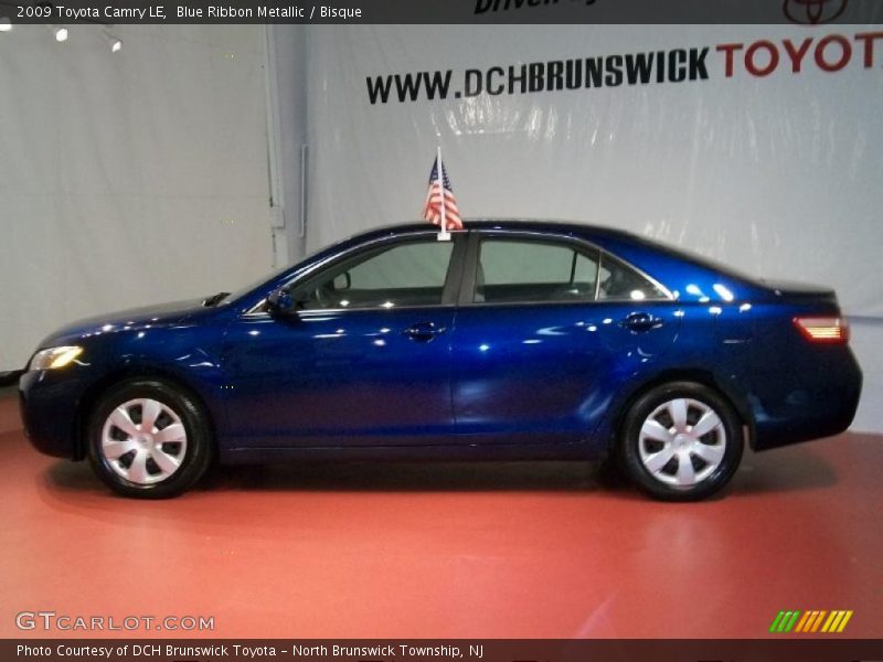 Blue Ribbon Metallic / Bisque 2009 Toyota Camry LE