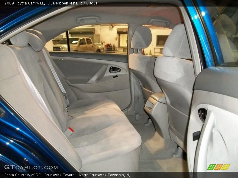 Blue Ribbon Metallic / Bisque 2009 Toyota Camry LE