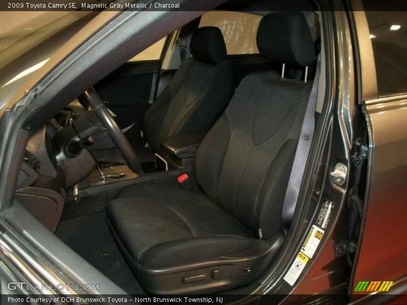 Magnetic Gray Metallic / Charcoal 2009 Toyota Camry SE