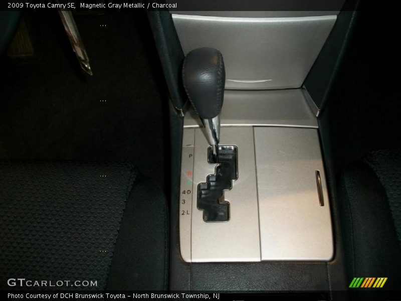 Magnetic Gray Metallic / Charcoal 2009 Toyota Camry SE