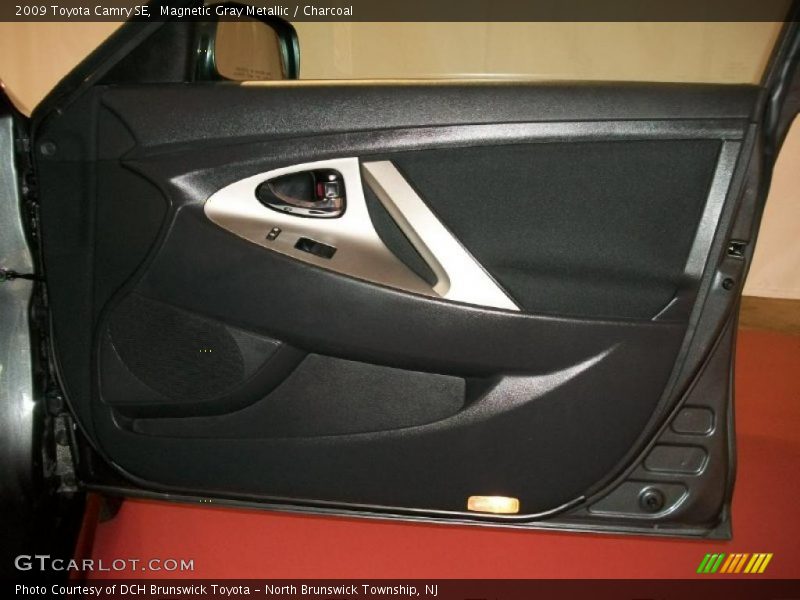 Magnetic Gray Metallic / Charcoal 2009 Toyota Camry SE