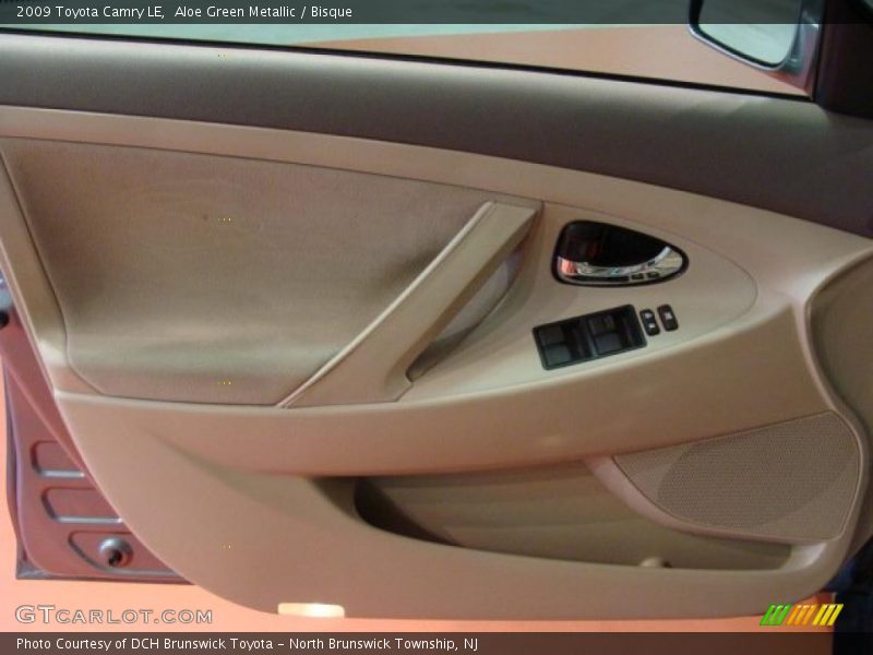 Aloe Green Metallic / Bisque 2009 Toyota Camry LE