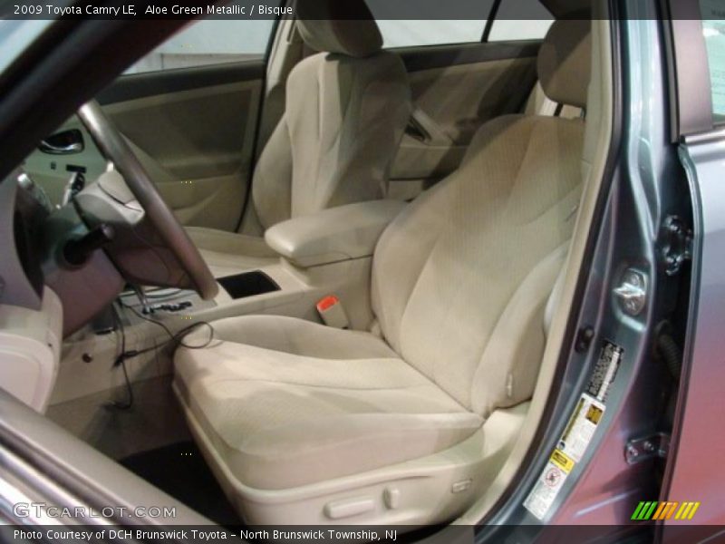 Aloe Green Metallic / Bisque 2009 Toyota Camry LE