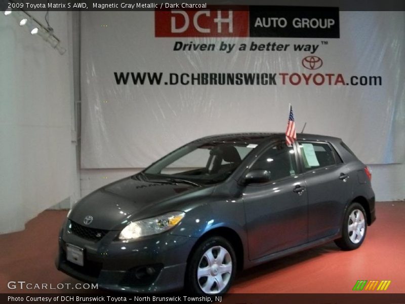 Magnetic Gray Metallic / Dark Charcoal 2009 Toyota Matrix S AWD