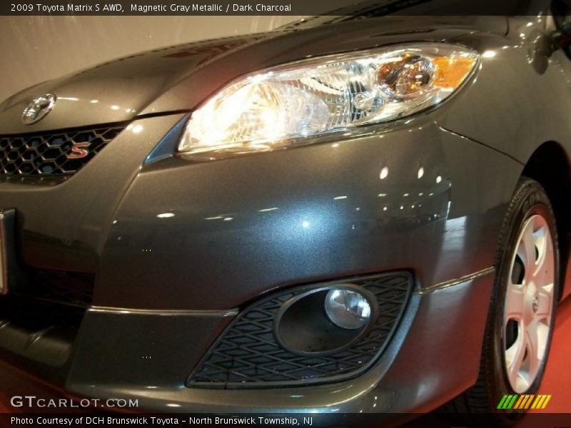 Magnetic Gray Metallic / Dark Charcoal 2009 Toyota Matrix S AWD