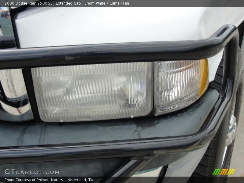 Bright White / Camel/Tan 2000 Dodge Ram 2500 SLT Extended Cab
