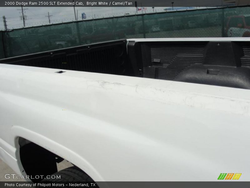 Bright White / Camel/Tan 2000 Dodge Ram 2500 SLT Extended Cab