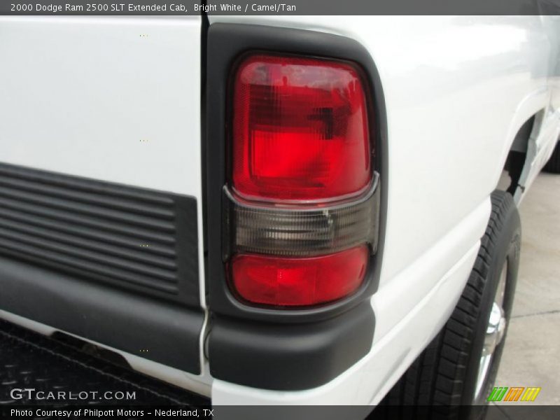 Bright White / Camel/Tan 2000 Dodge Ram 2500 SLT Extended Cab