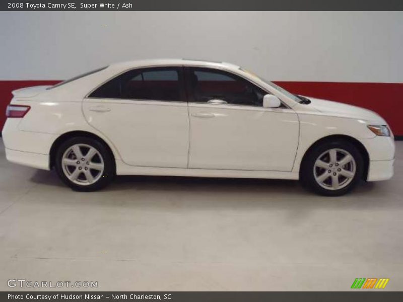 Super White / Ash 2008 Toyota Camry SE