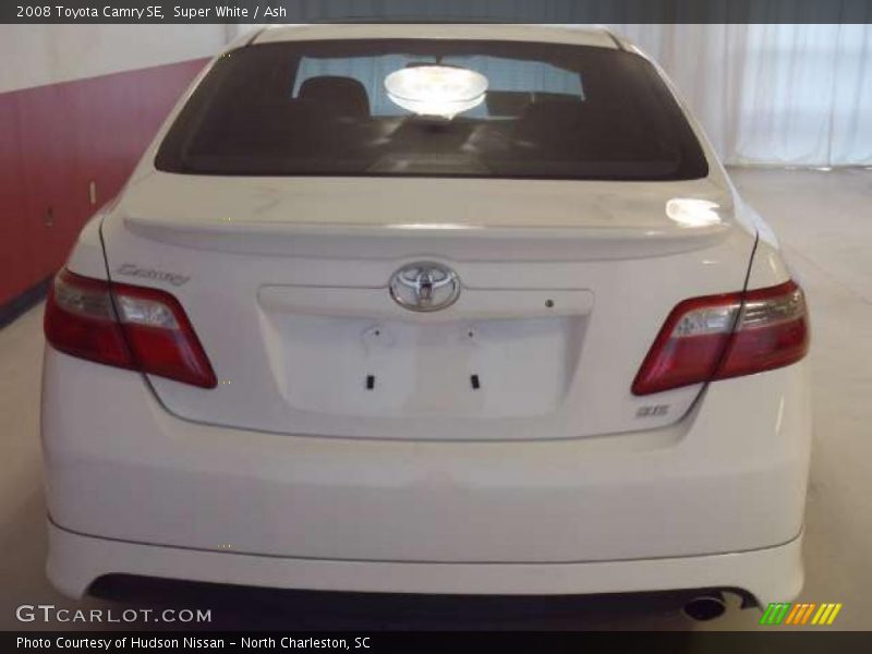 Super White / Ash 2008 Toyota Camry SE